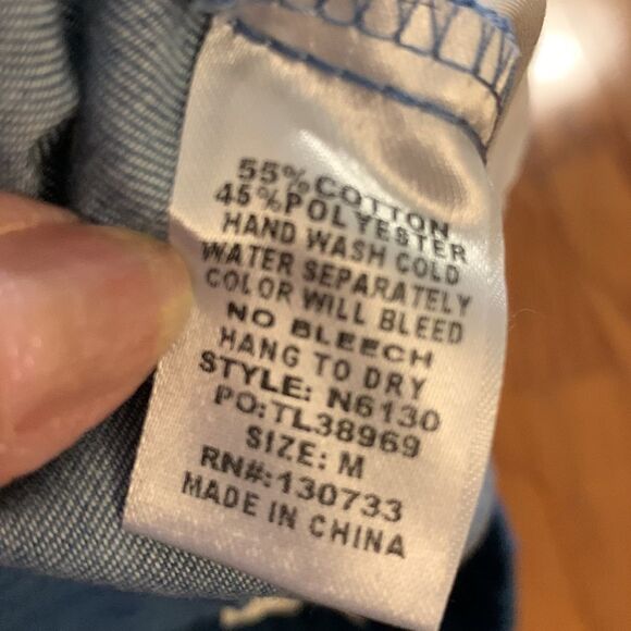 Umgee Size Medium pull on elastic waist shorts w/pockets/embroidery detail NWOT - Picture 7 of 9